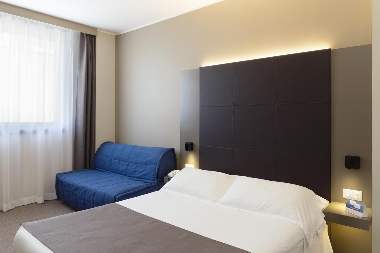 City Hotel & Suites Foligno Eksteriør billede