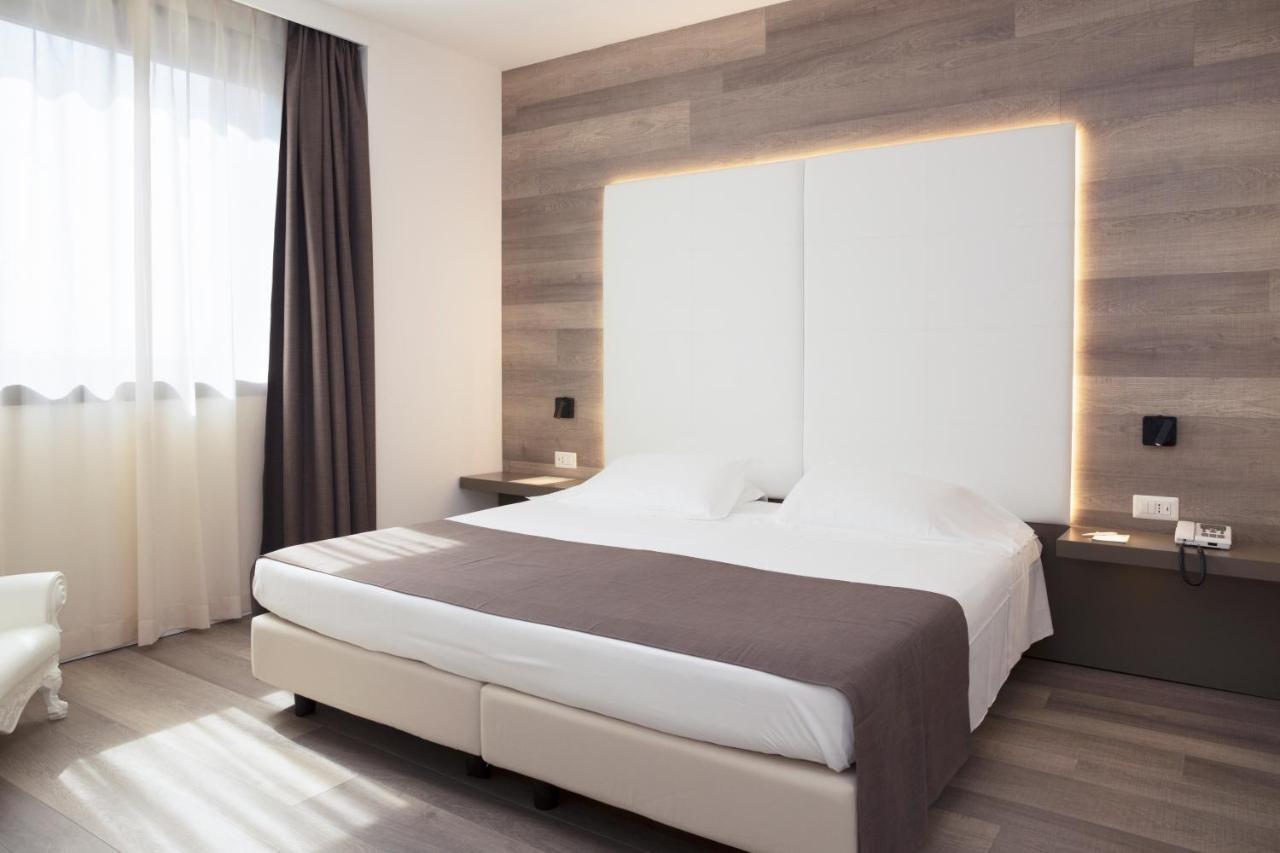 City Hotel & Suites Foligno Eksteriør billede